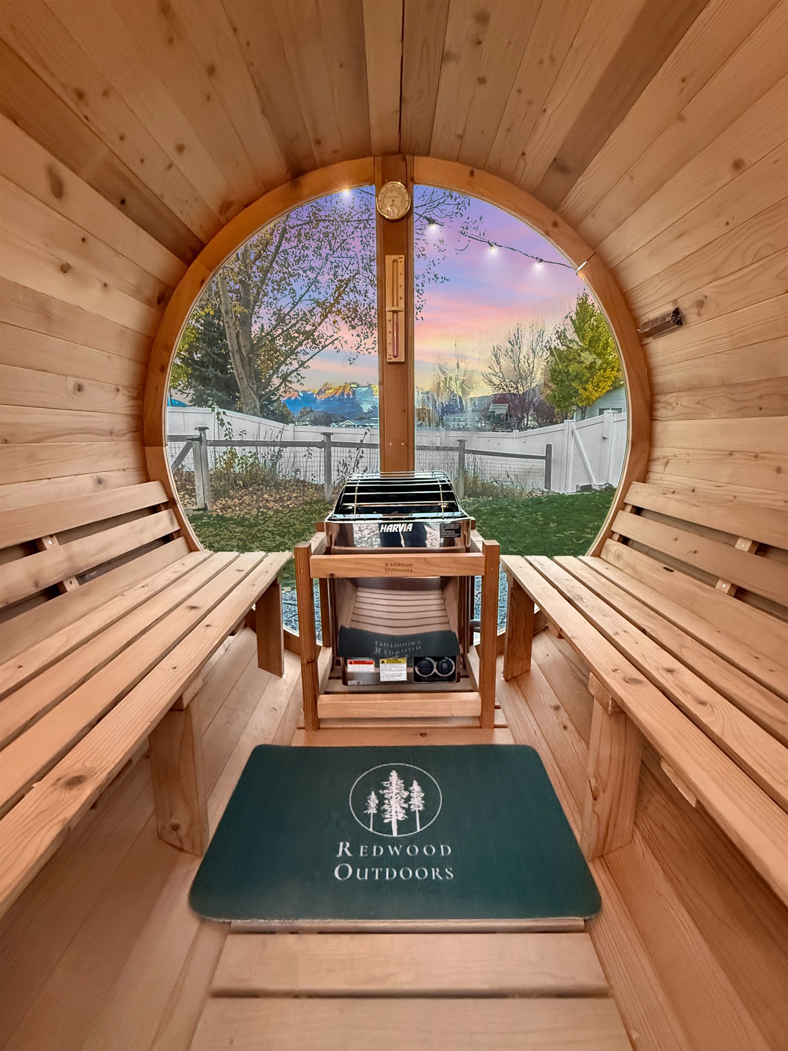 Sauna sessions with sunrise views, hot tub soaks under the stars, and mountains as your backdrop. Your crew deserves this kind of magic after every adventure-filled day.