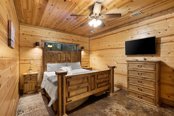 KING BEDROOM 3