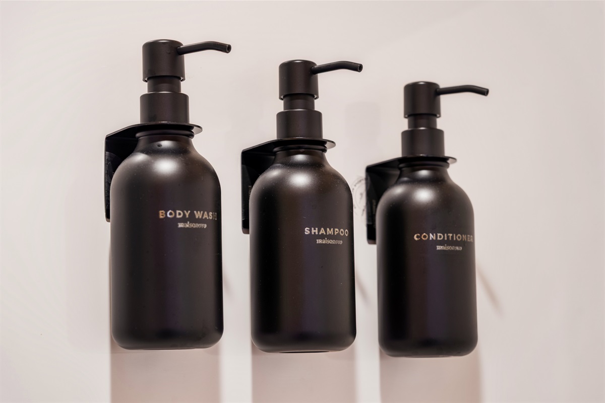 Bathroom amenities