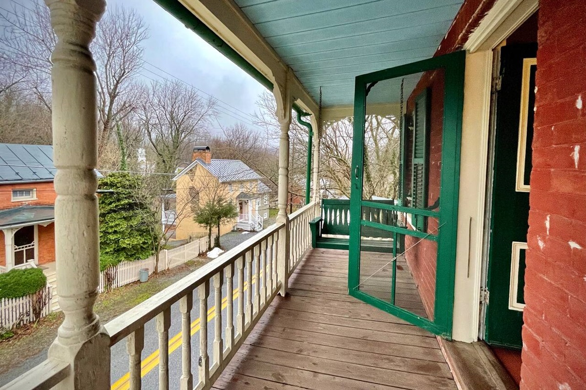 Upper front porch