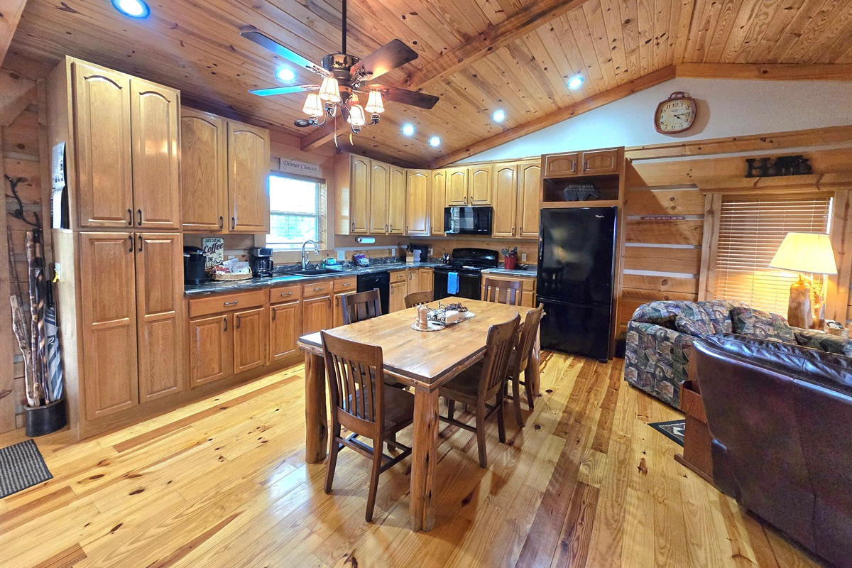 East-in Kitchen