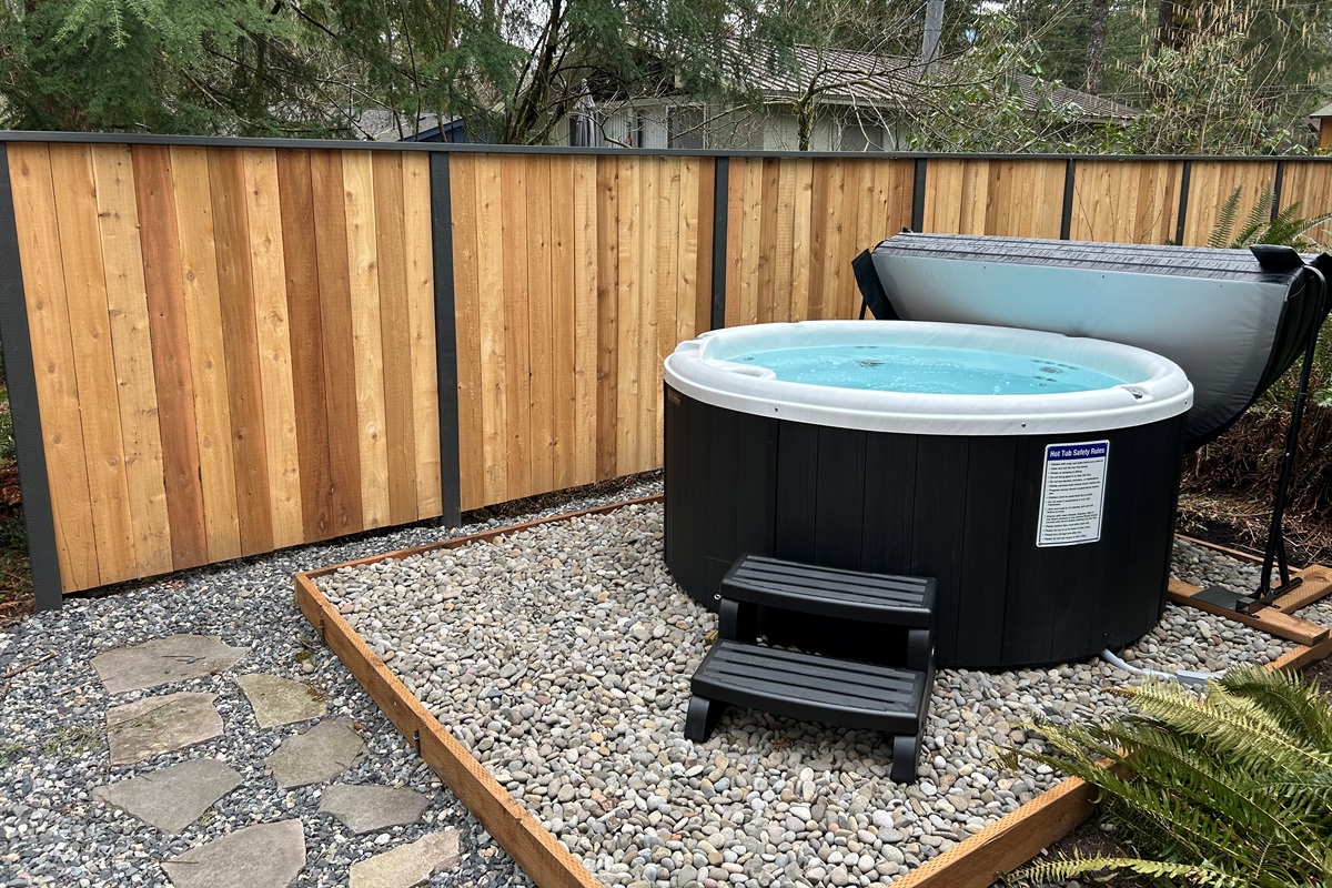 Creekside hot tub with creek view