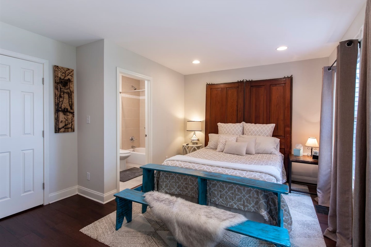 Master Bedroom with Master full bathroom