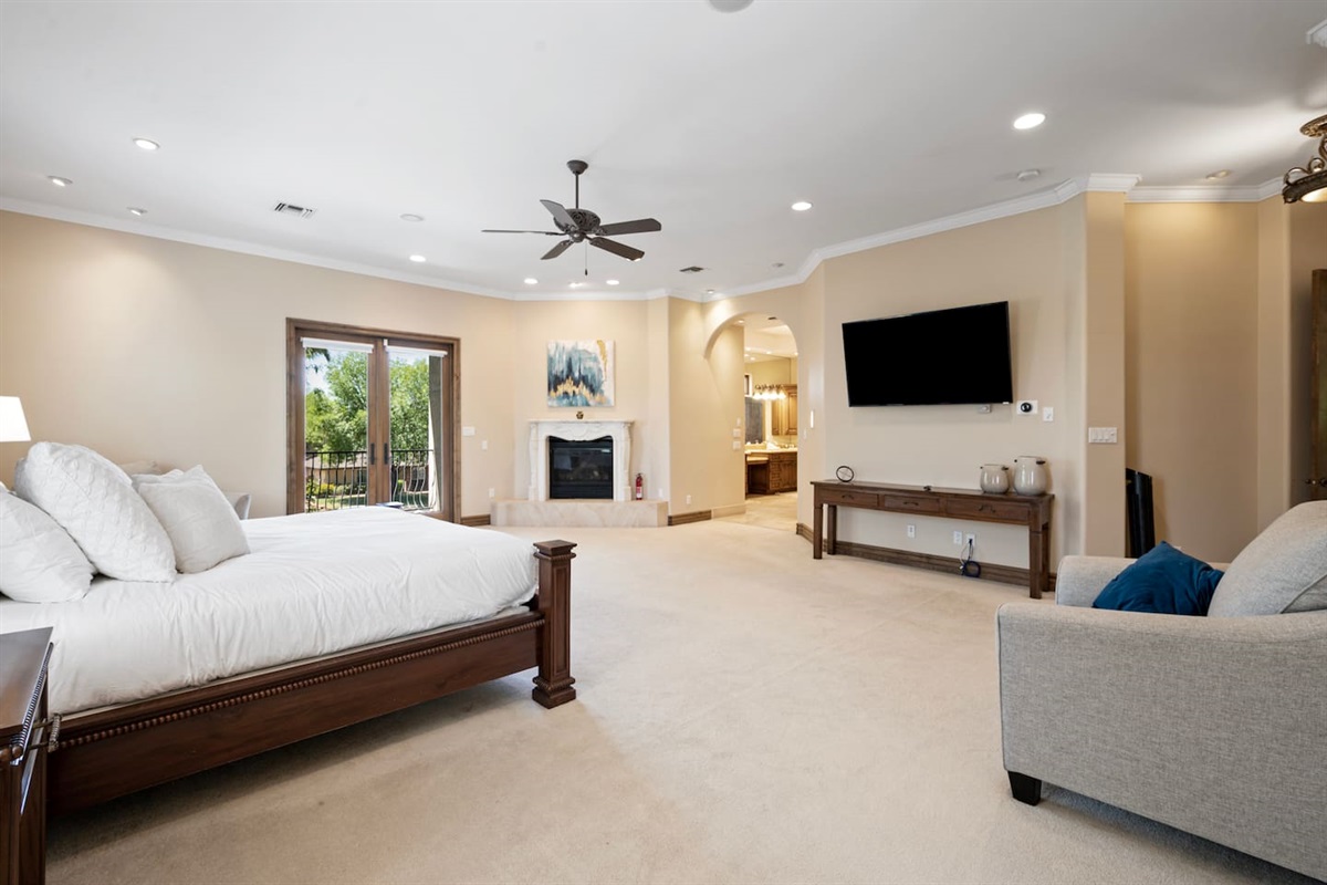 7BR+ Bonus Room Phoenician Mansion w/ Hot Tub&Pool-Heat Avail! — 7BR+Bonus Room Phoenician Estate • Heated Pool + Hot Tub, Phoenix, Arizona — photo 59