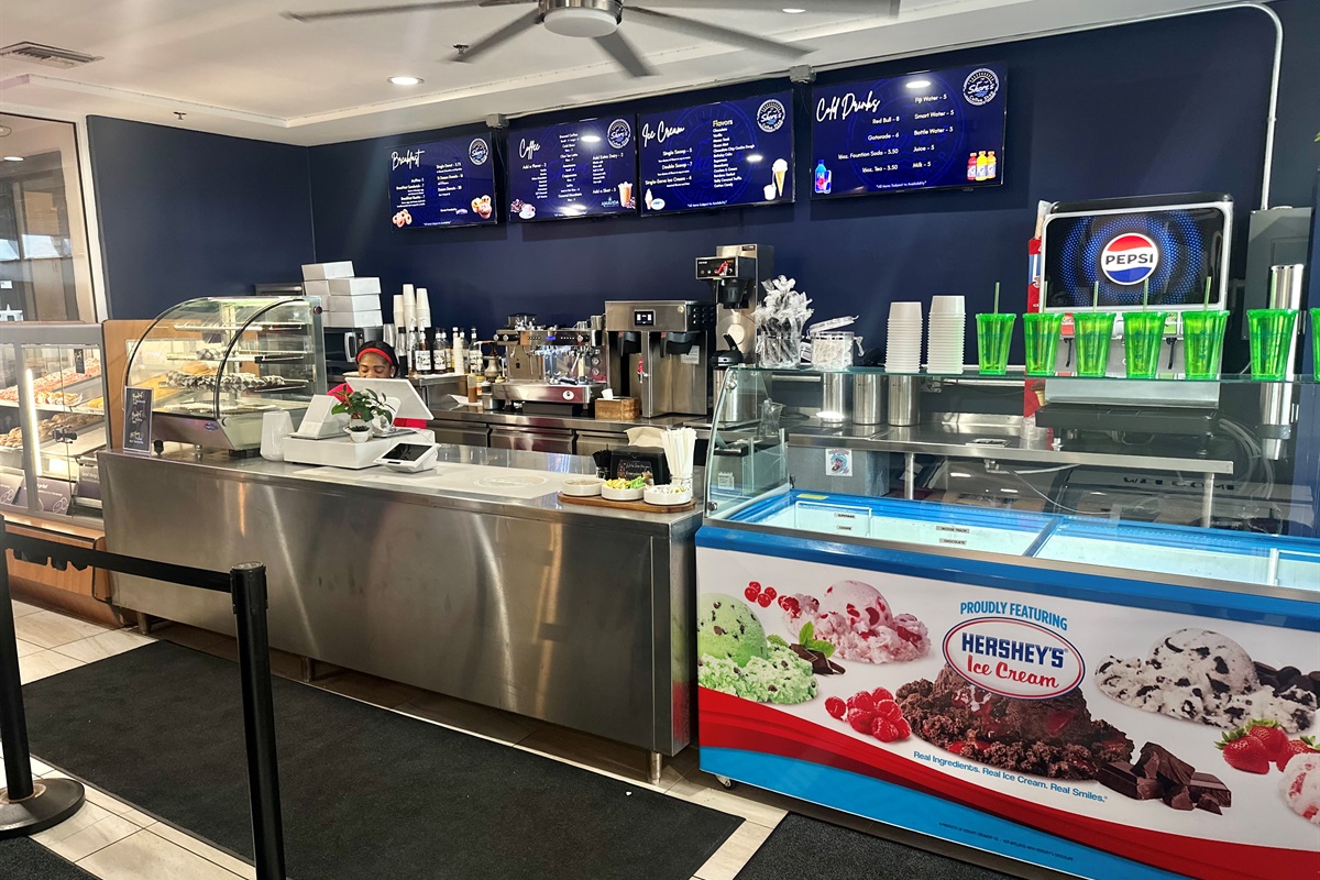 Coffee, donut, ice cream shop (seasonal)