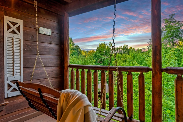 Enjoy the breeze while you swing | 1st Floor | Deck
