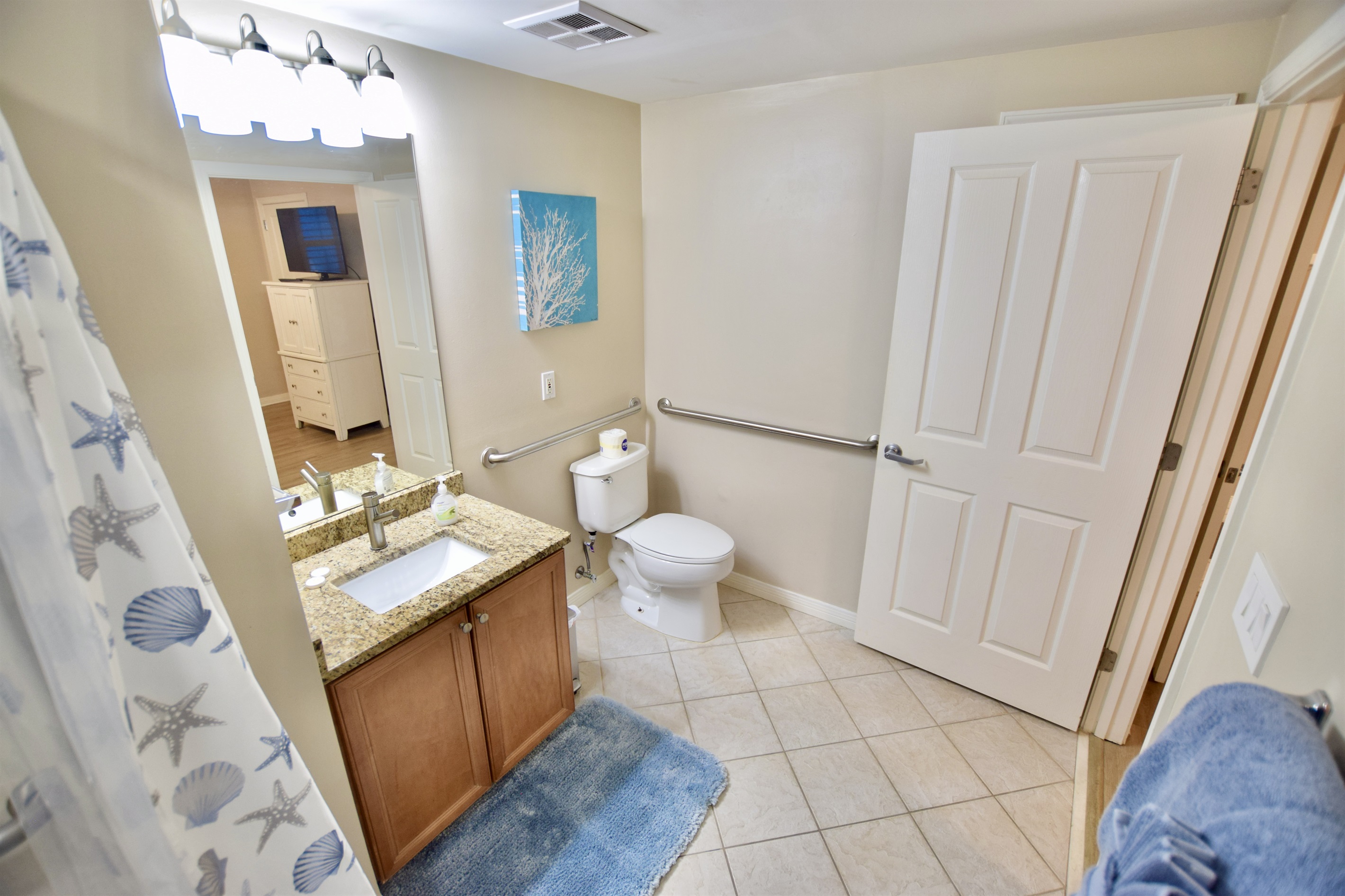 Destin West Gulfside #309 - Primary Bath