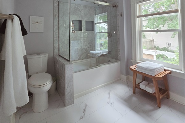 Spacious Main Bathroom With Soaker Tub