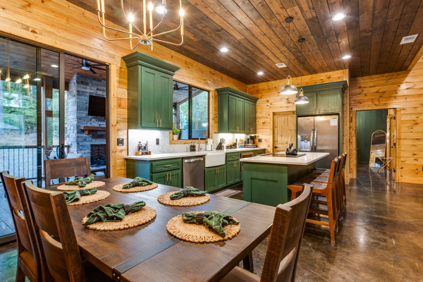 Dining for 6 and seating at kitchen island for 4 
