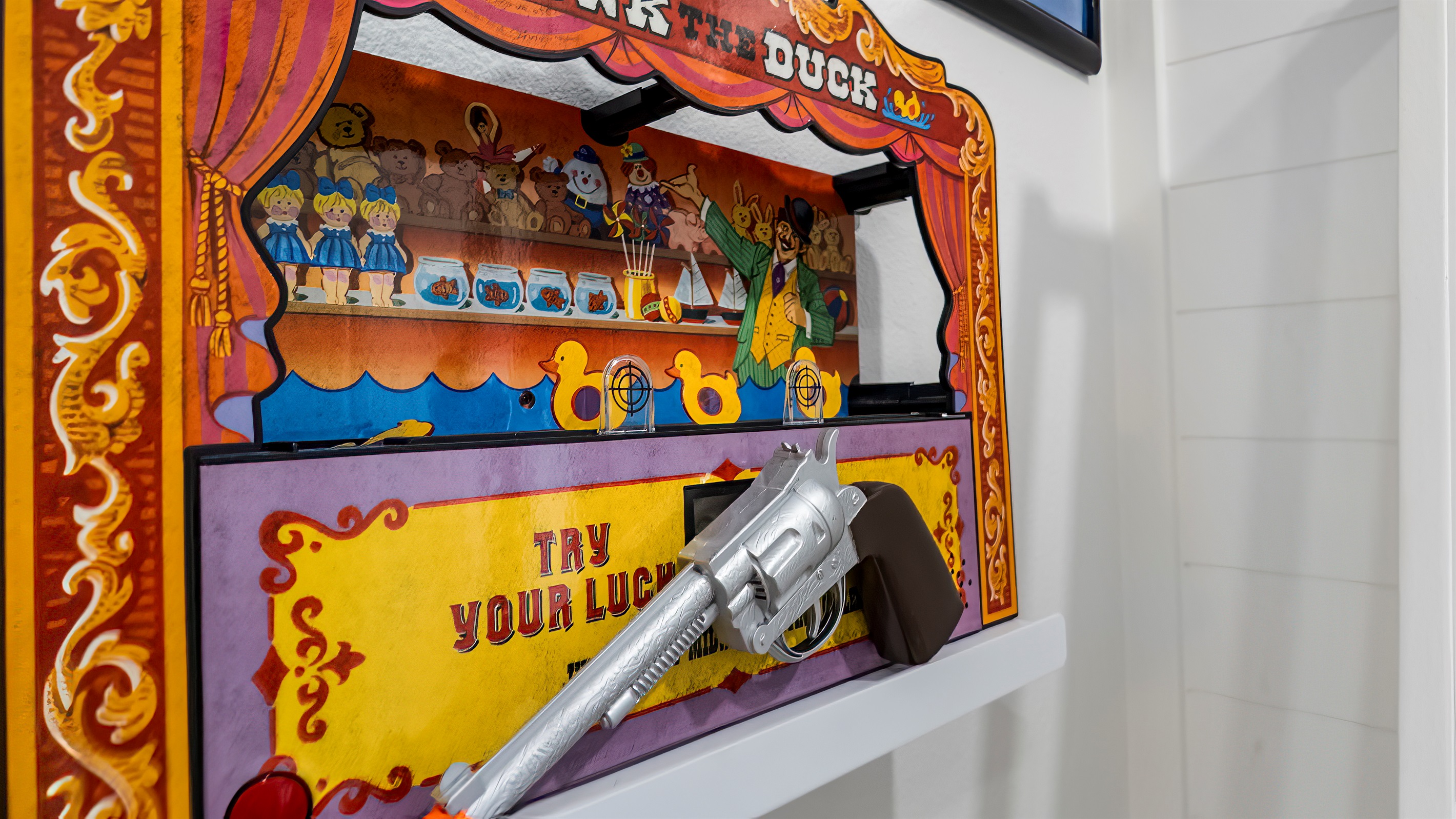 Play a fun carnival game!