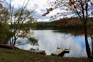 Fall at the lake