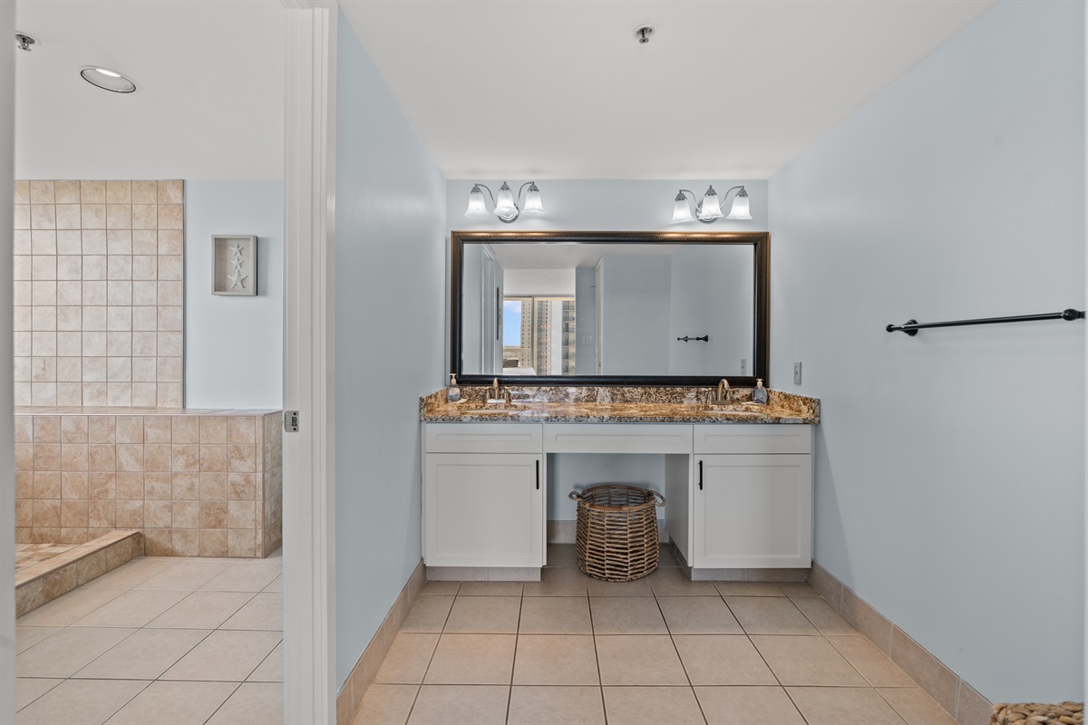 Beautiful huge tiled shower in Main Bathroom