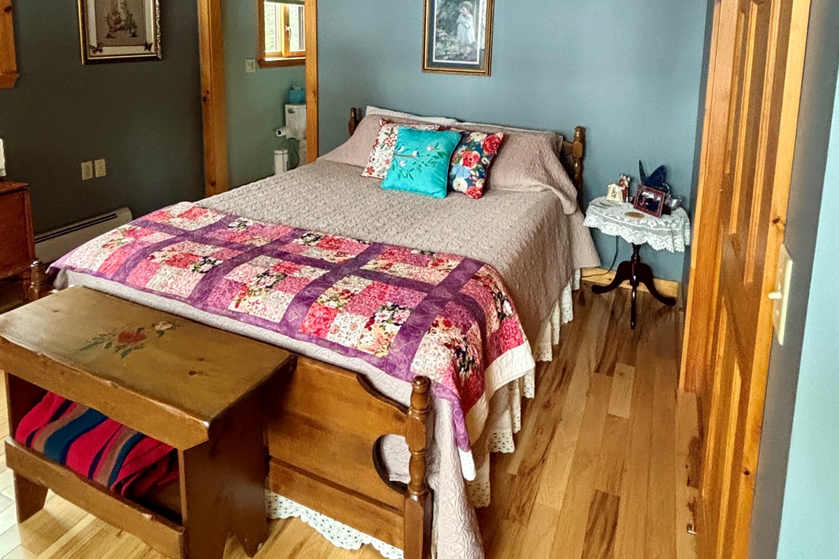 2nd Bedroom