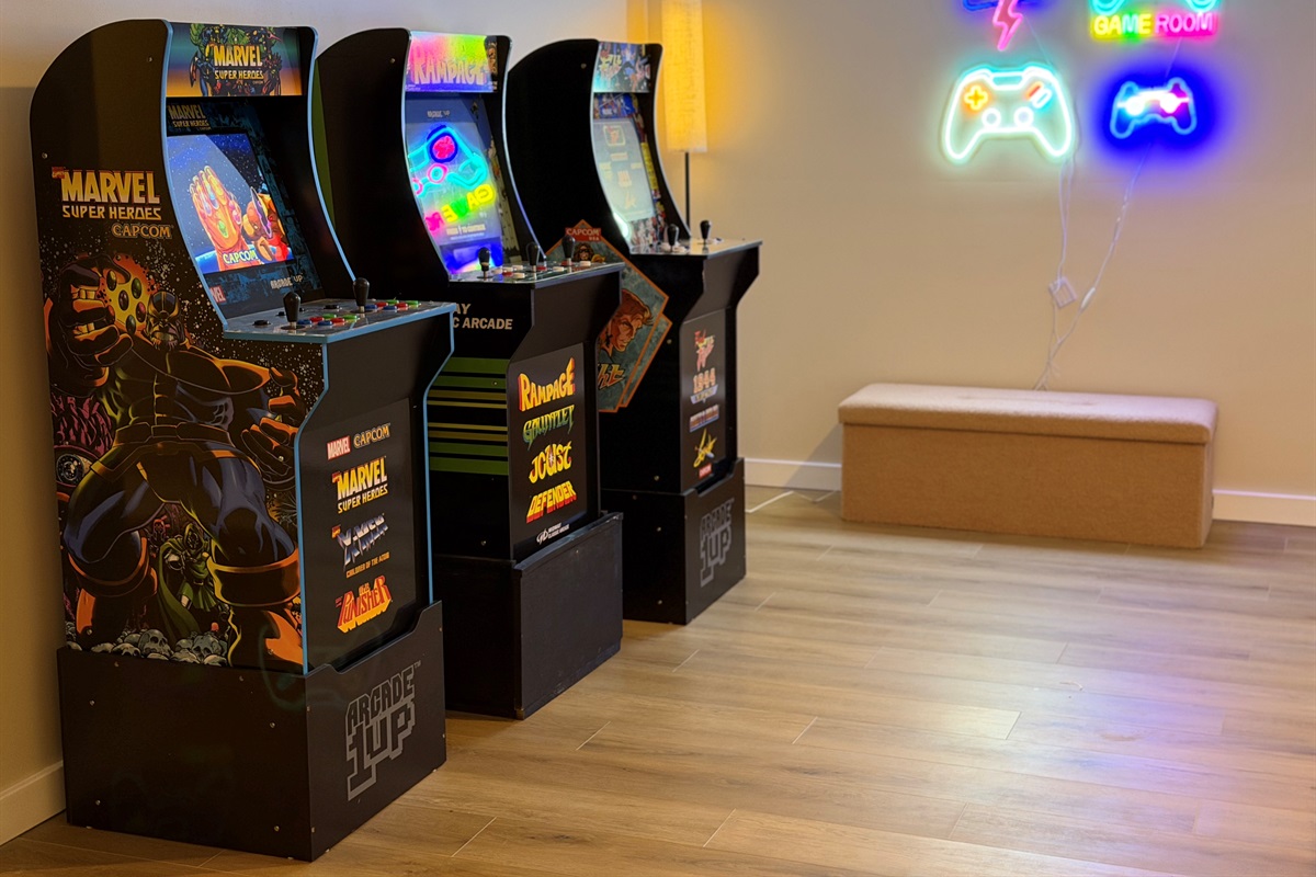 Game room with 3 full size arcades