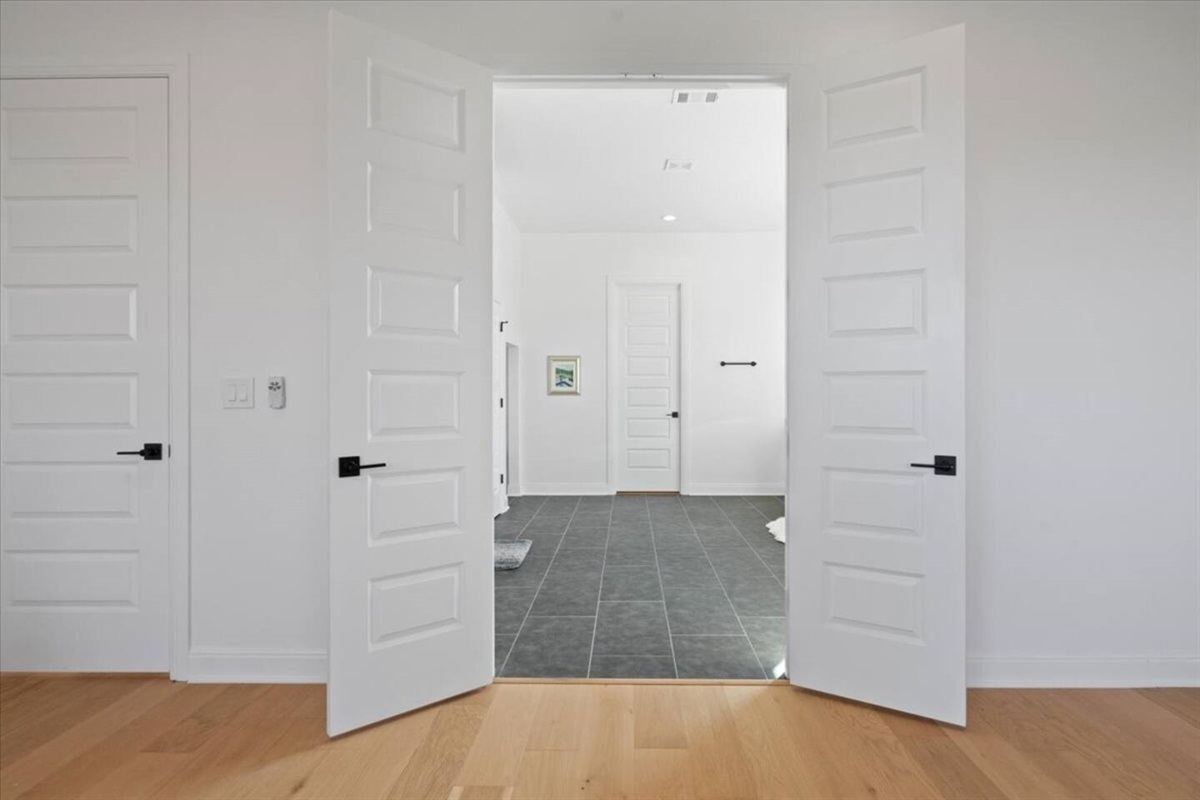 walk in closet