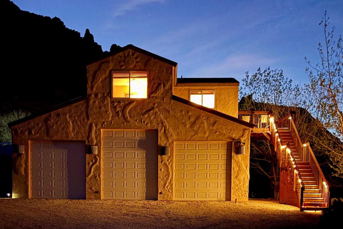 Welcome to the Moab Nest!