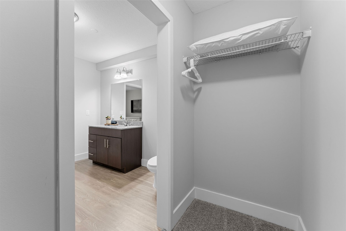 King EnSuite Bathroom 2