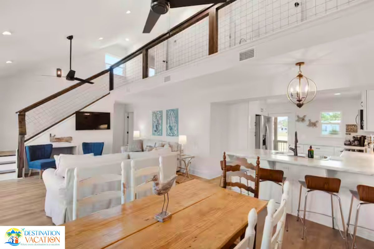 Gather together in this warm, open coastal space.