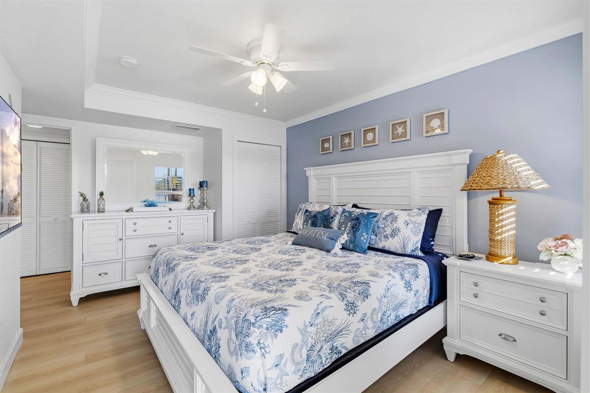 Primary bedroom with King Sized Bed