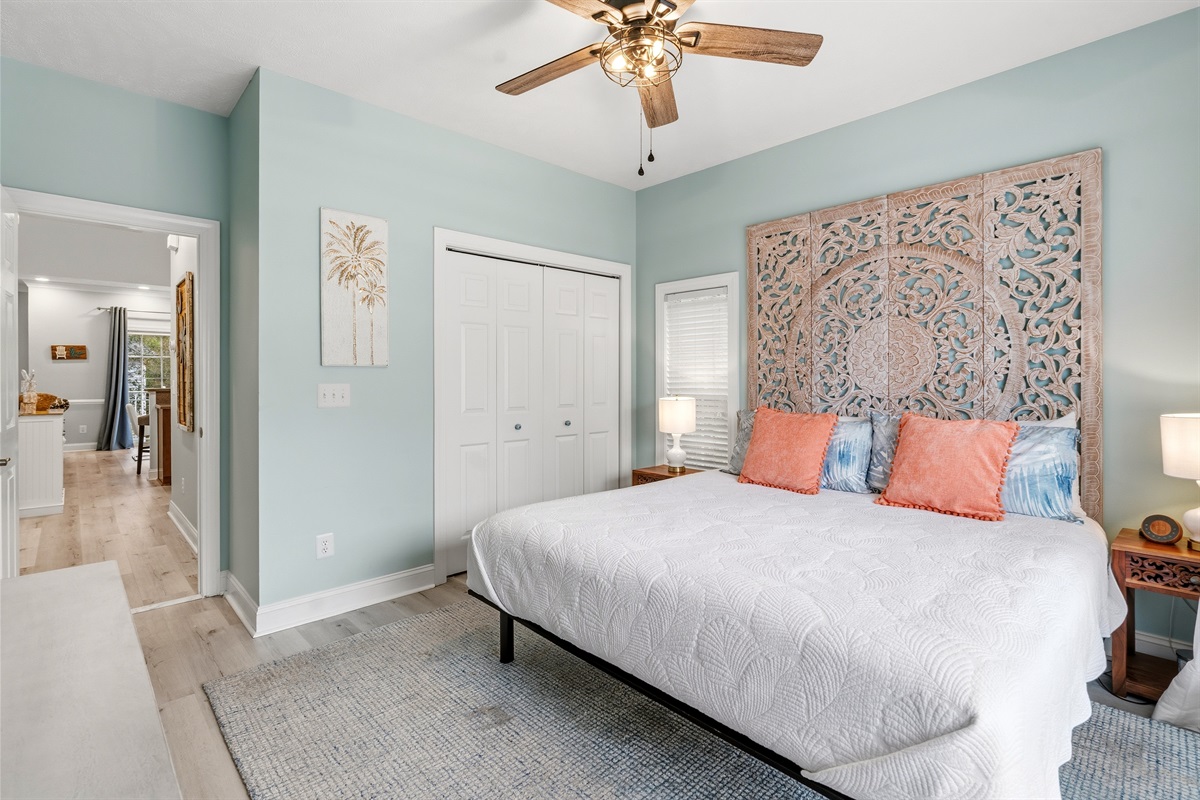 Spacious 2nd bedroom with King bed