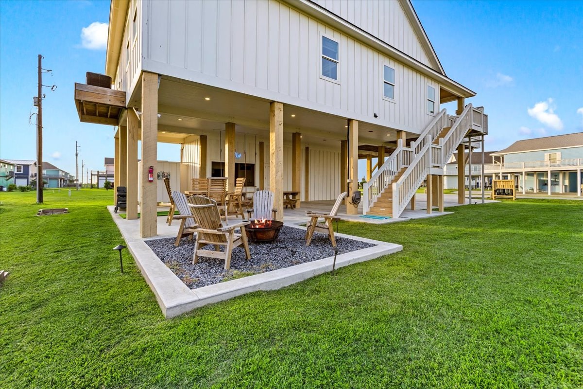 1e168b28df0c466d99ad0a380132c0f2 Large | Beachhouse | Texas | TX | Vacation Homes | Galveston | Crystal Beach | Kokomo | Breezy Days | Beachfront Elegance | Sunrise Serenity | Southern Sands Property Management, LLC