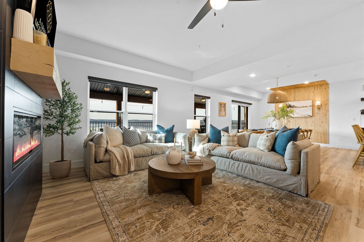 Main level living room