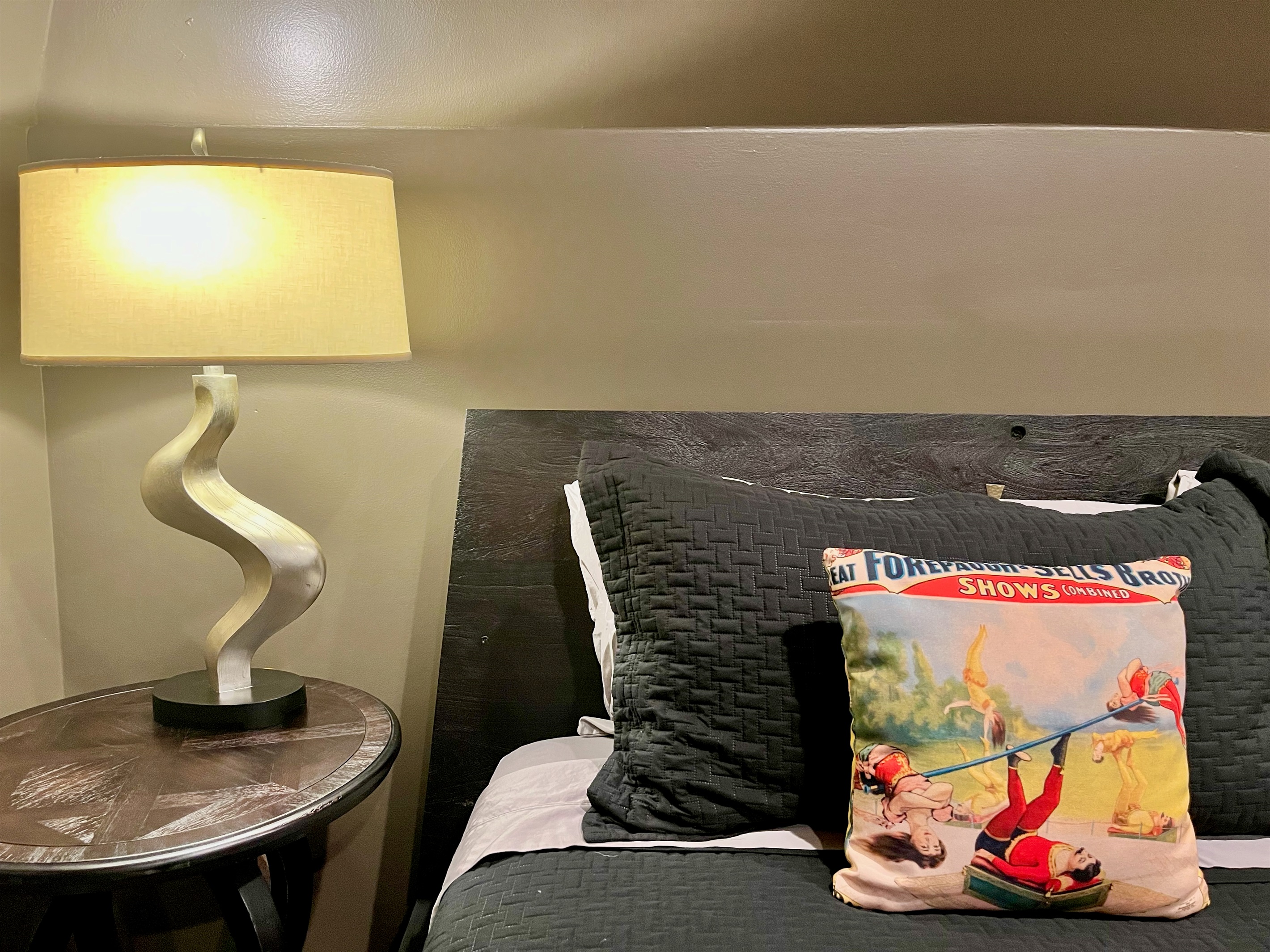 Rear bedroom: California King Bed