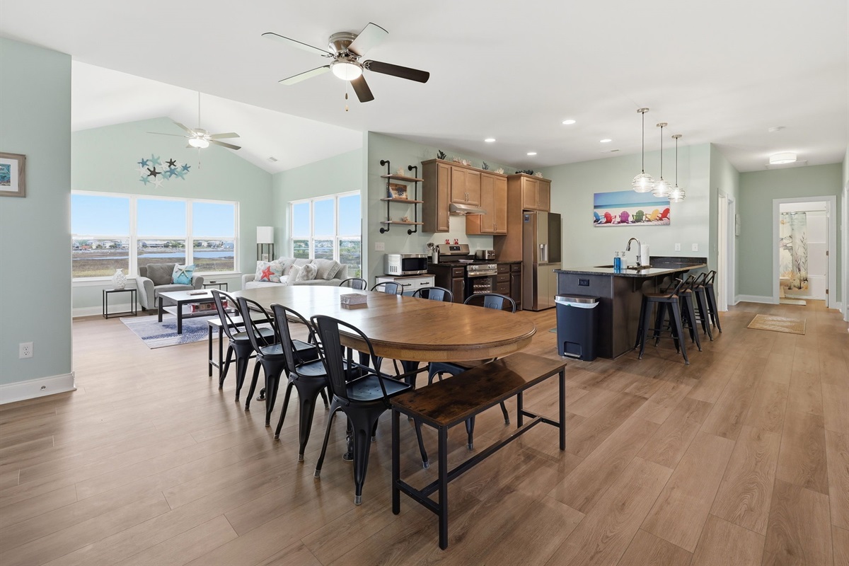 Open-concept layout that keeps everyone together