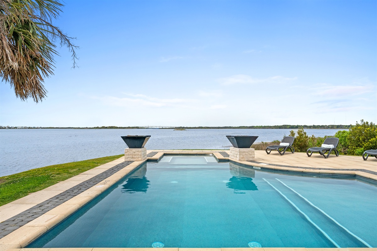 Private waterfront pool with breathtaking panoramic views, the perfect place to unwind while overlooking the Intracoastal Waterway
