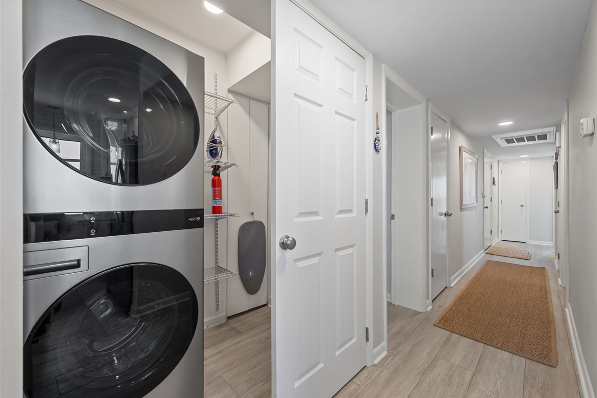 In-unit laundry available!