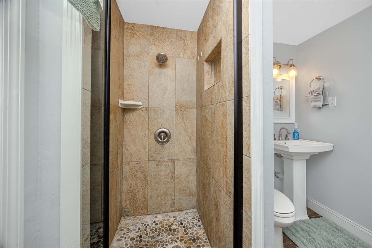 2nd bath shower