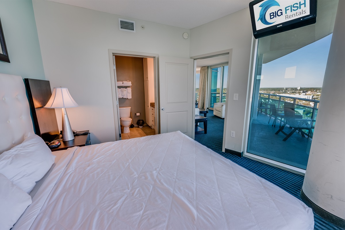 Beautiful Bedroom with Amazing Views 🌊☀️