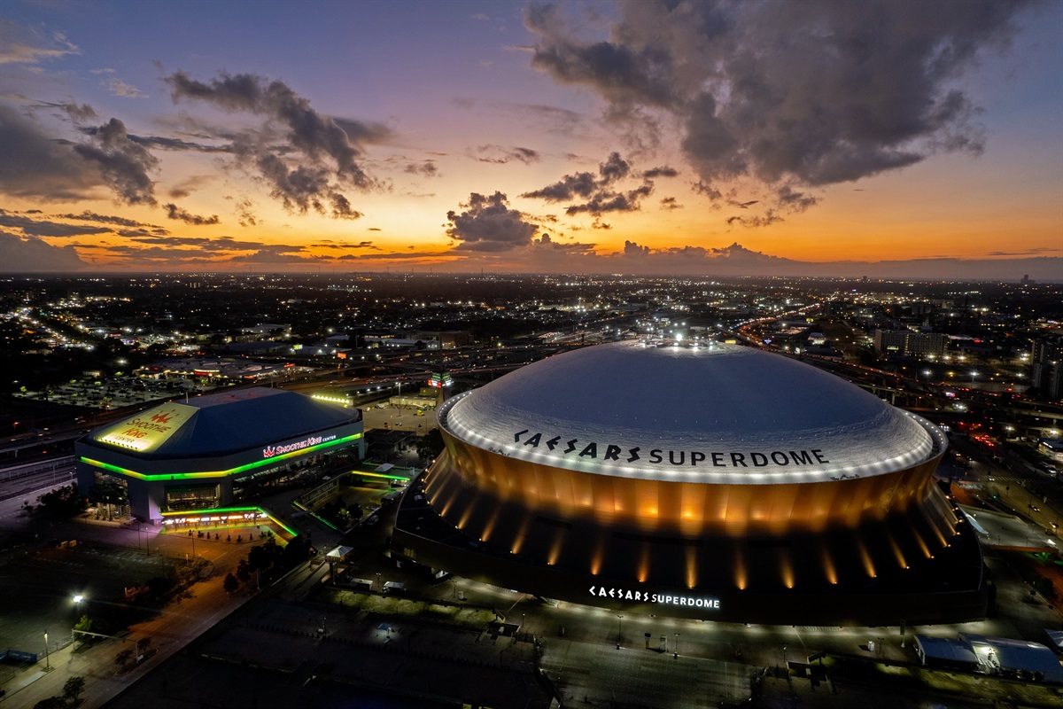 2.7 miles to Caesar's Superdome & Smoothie King Center.