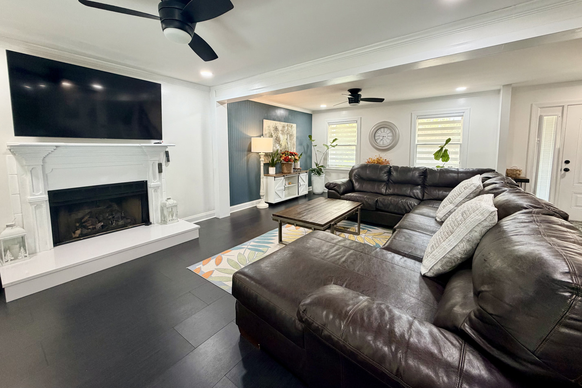 Comfortable Living Room
