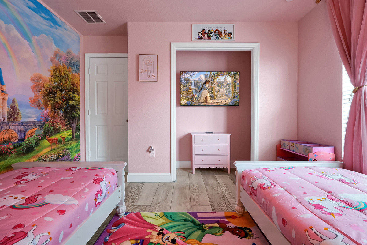 Princess room with TV