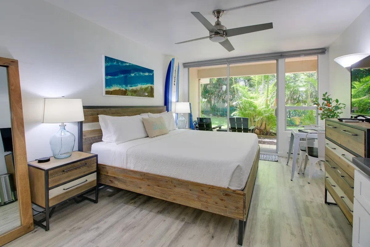 (Studio)Bedroom 2 with King Size Bed
