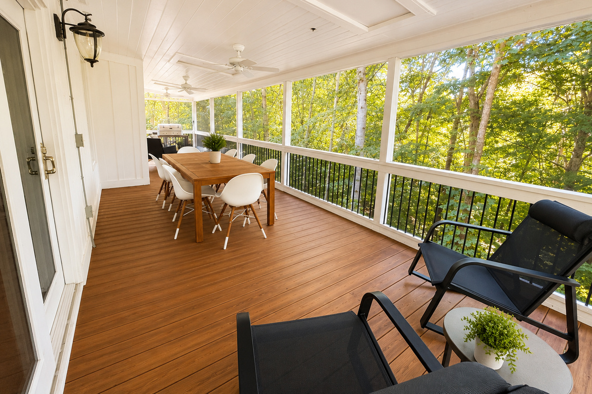 Sit down for an outdoor meal together after a day on the lake!