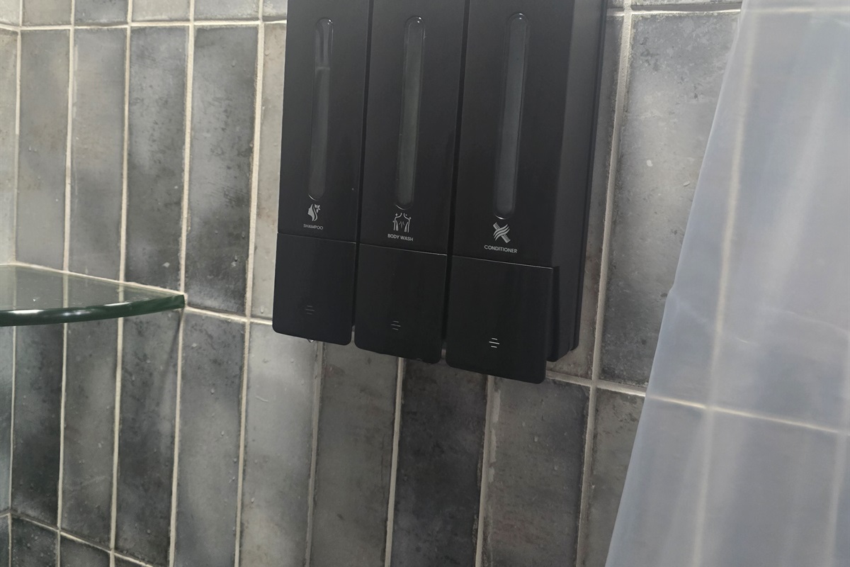 Shampoo Conditioner Body Soap