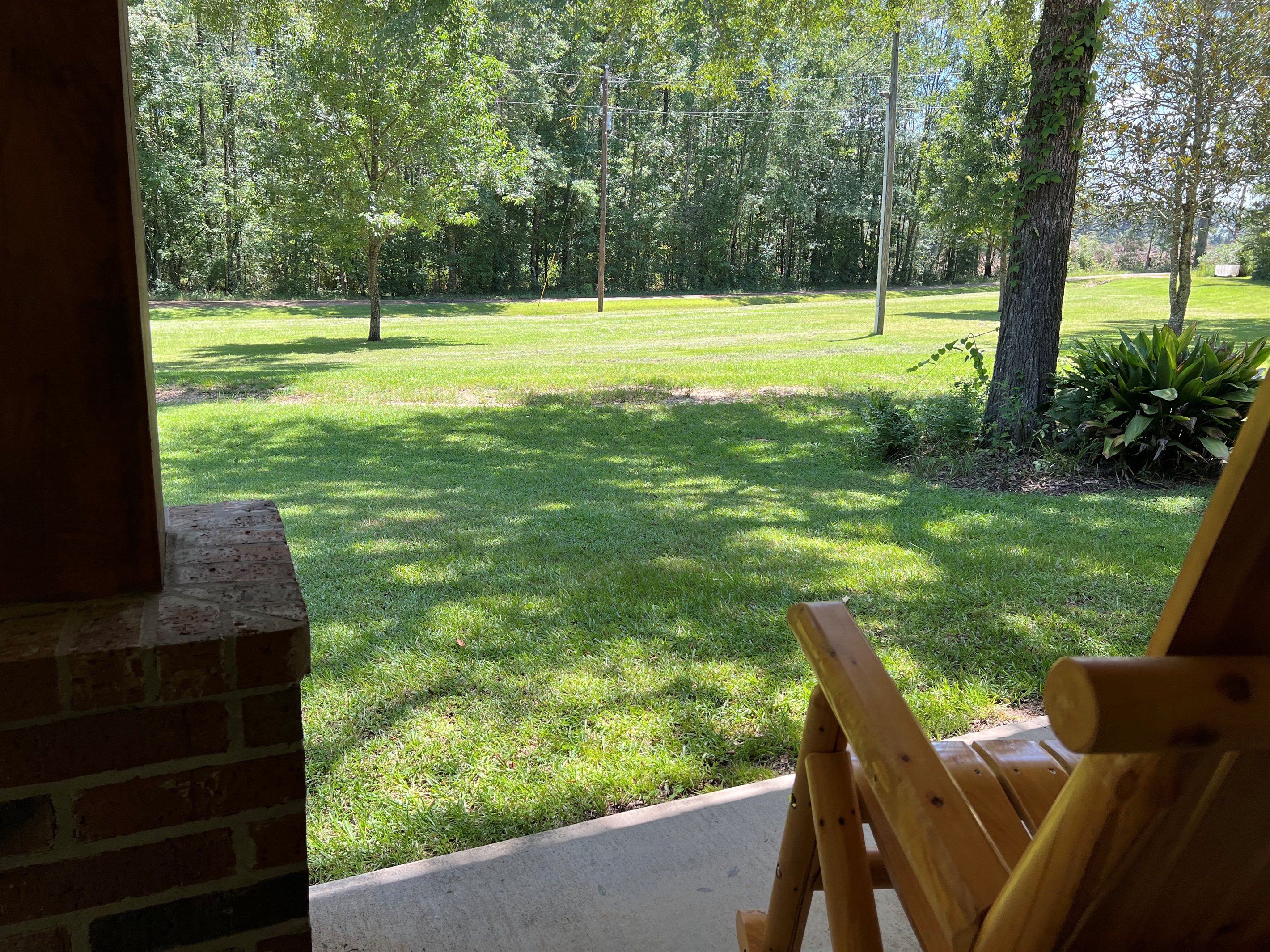 FRONT PORCH VIEW