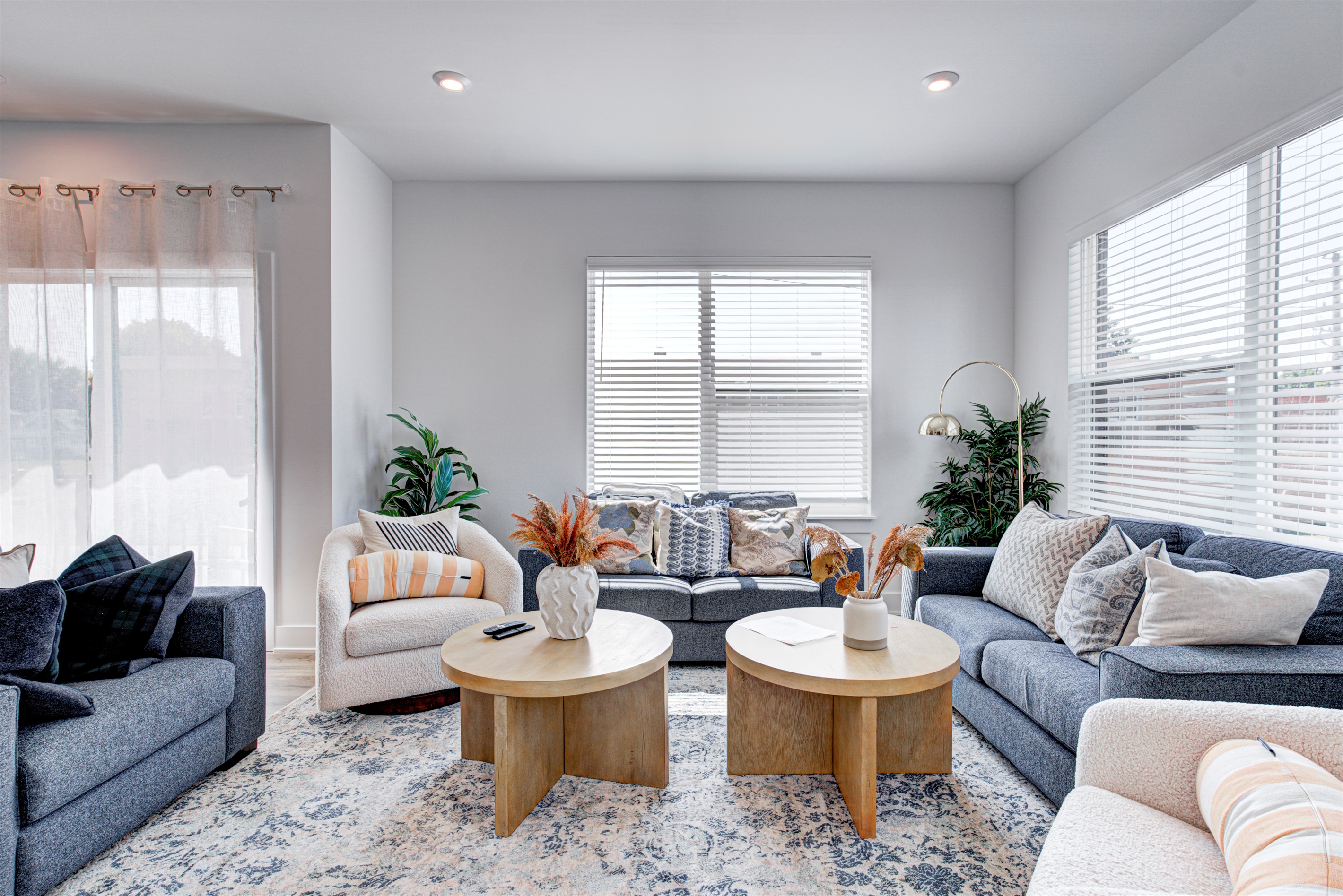 Living room 2