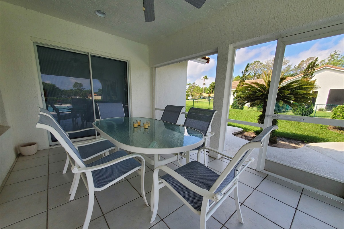 Outdoor dining table, lanai