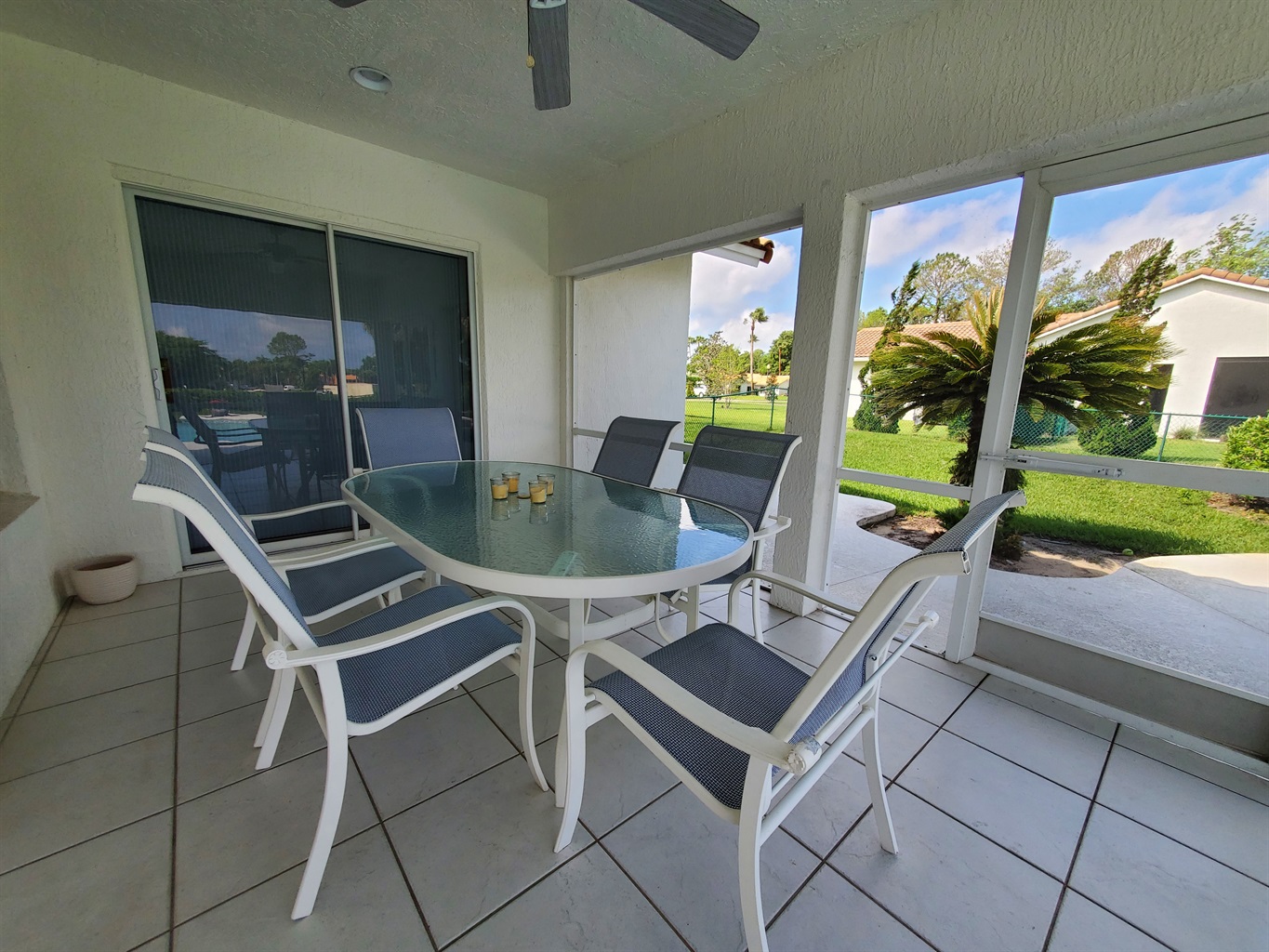Outdoor dining table, lanai