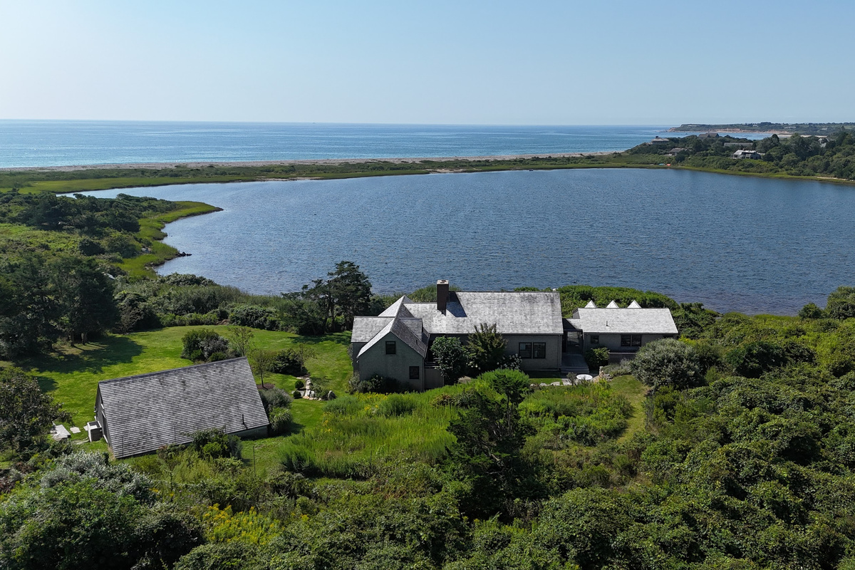 12 Hill Land Rd, Chilmark