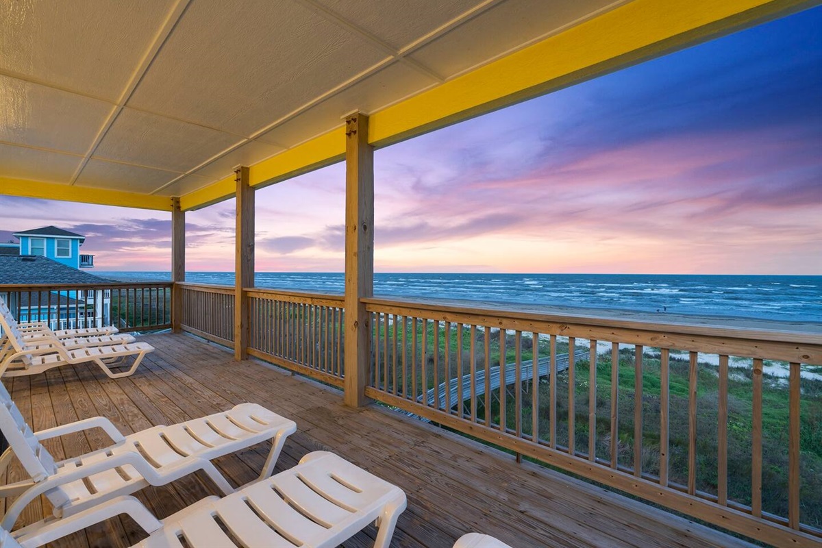 1edb7b8f48a948c1a125e2d10571984b Large | Beachhouse | Texas | TX | Vacation Homes | Galveston | Crystal Beach | Kokomo | Breezy Days | Beachfront Elegance | Sunrise Serenity | Southern Sands Property Management, LLC