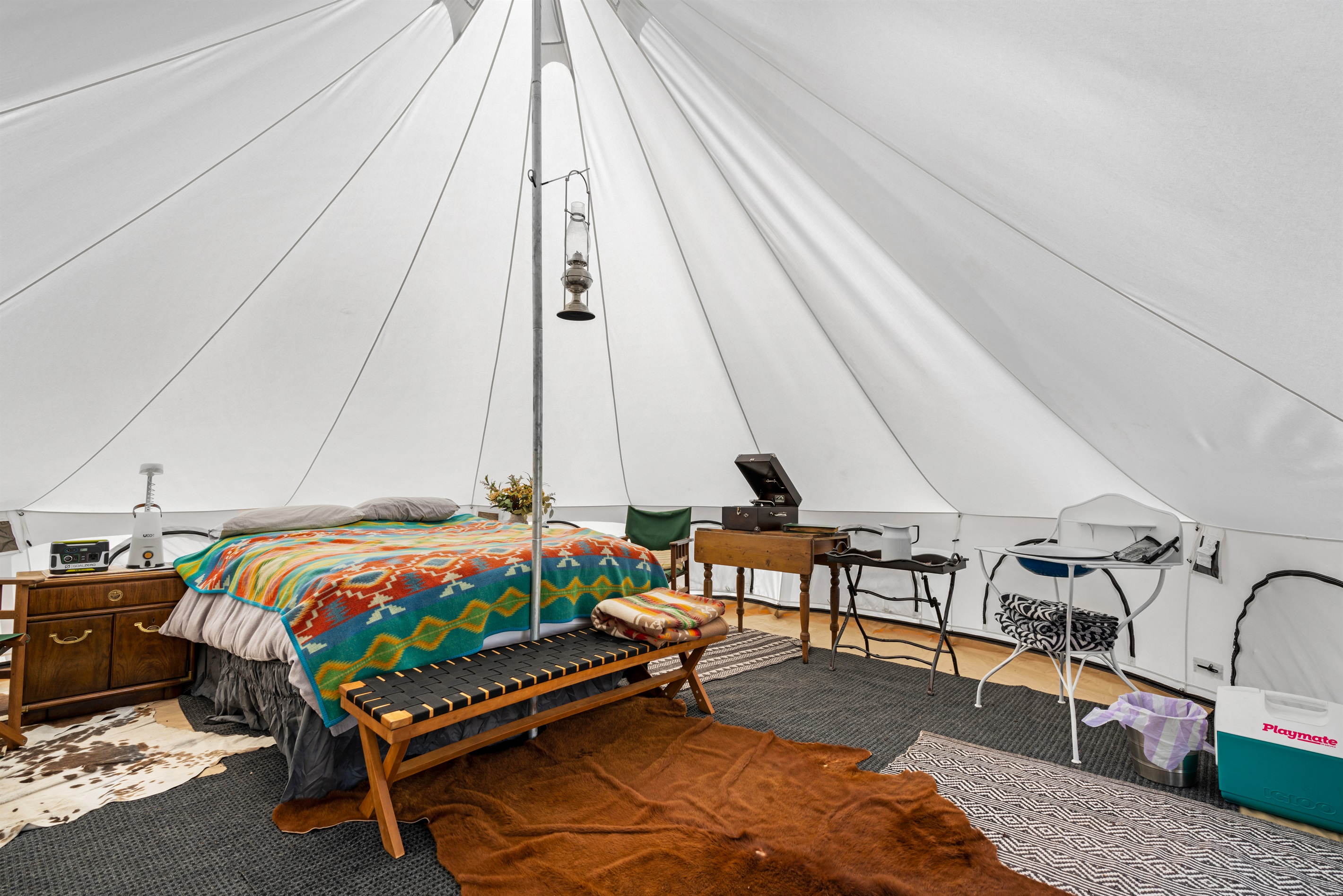 Queen Bed
