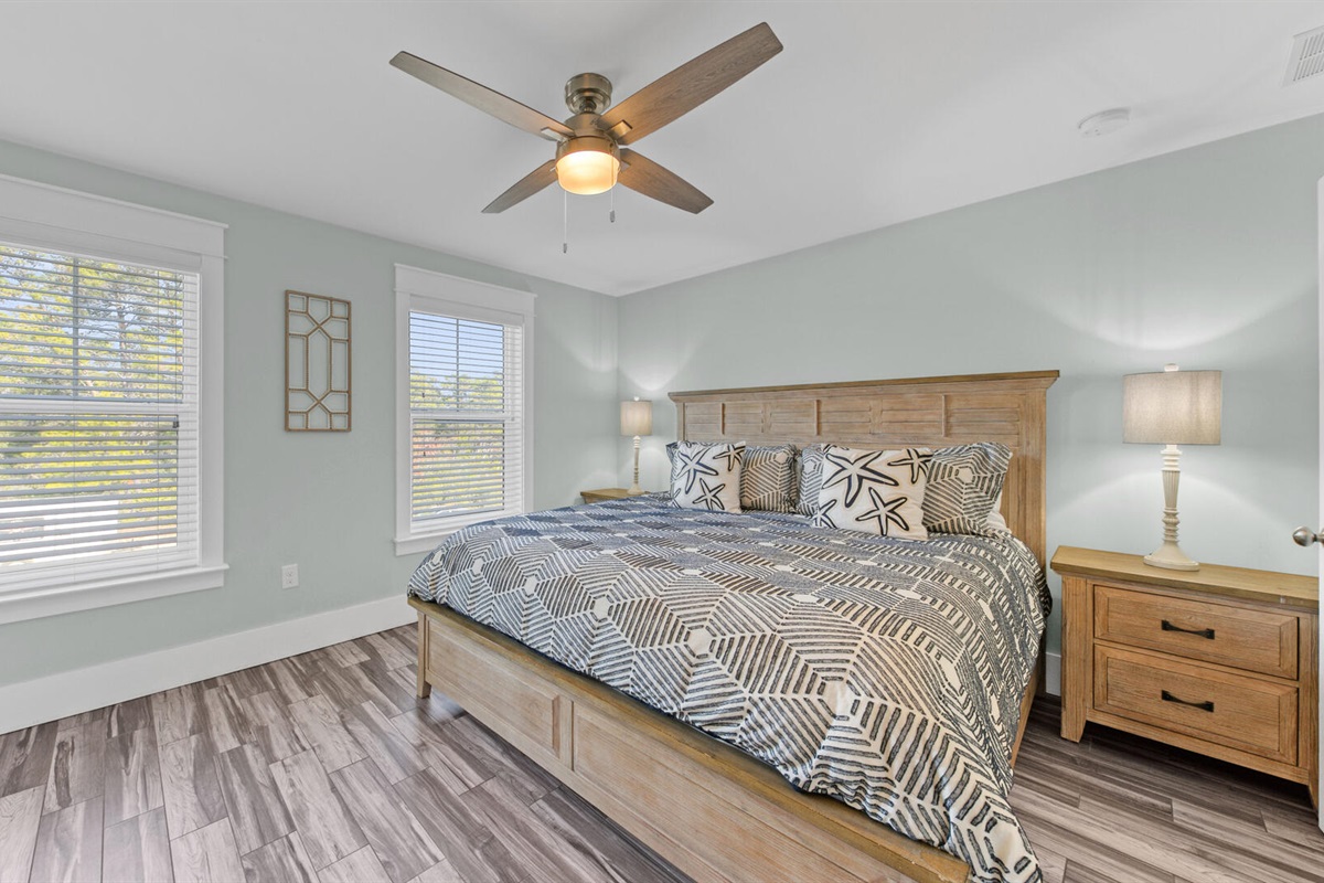 2nd Floor King Master Suite