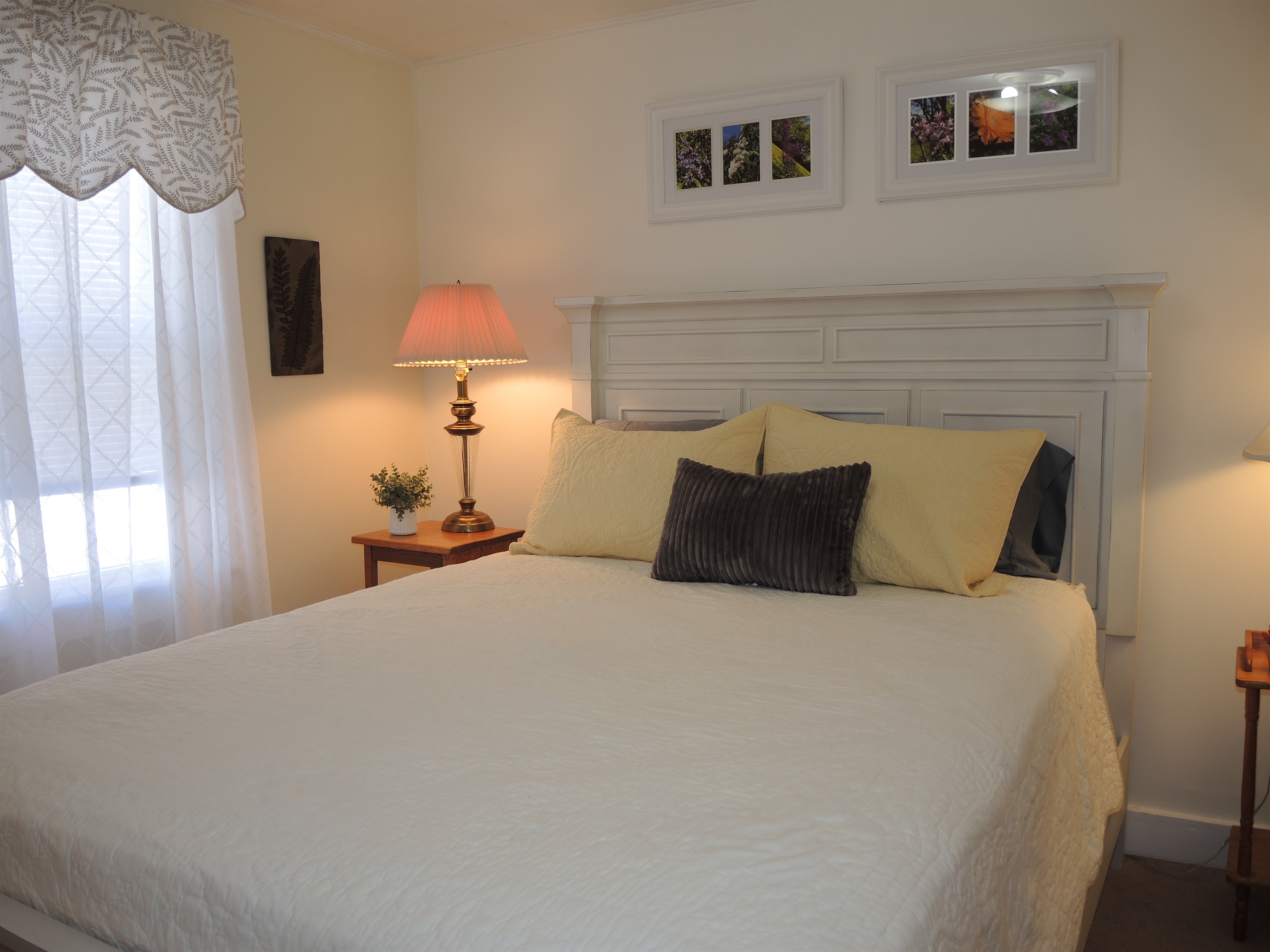 Apple Tree Queen bedroom