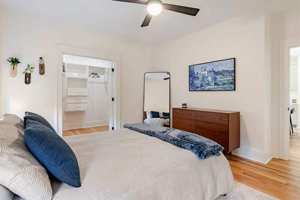 Primary Bedroom (Downstairs)