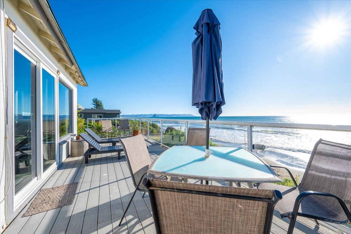 Outdoor dining area and views