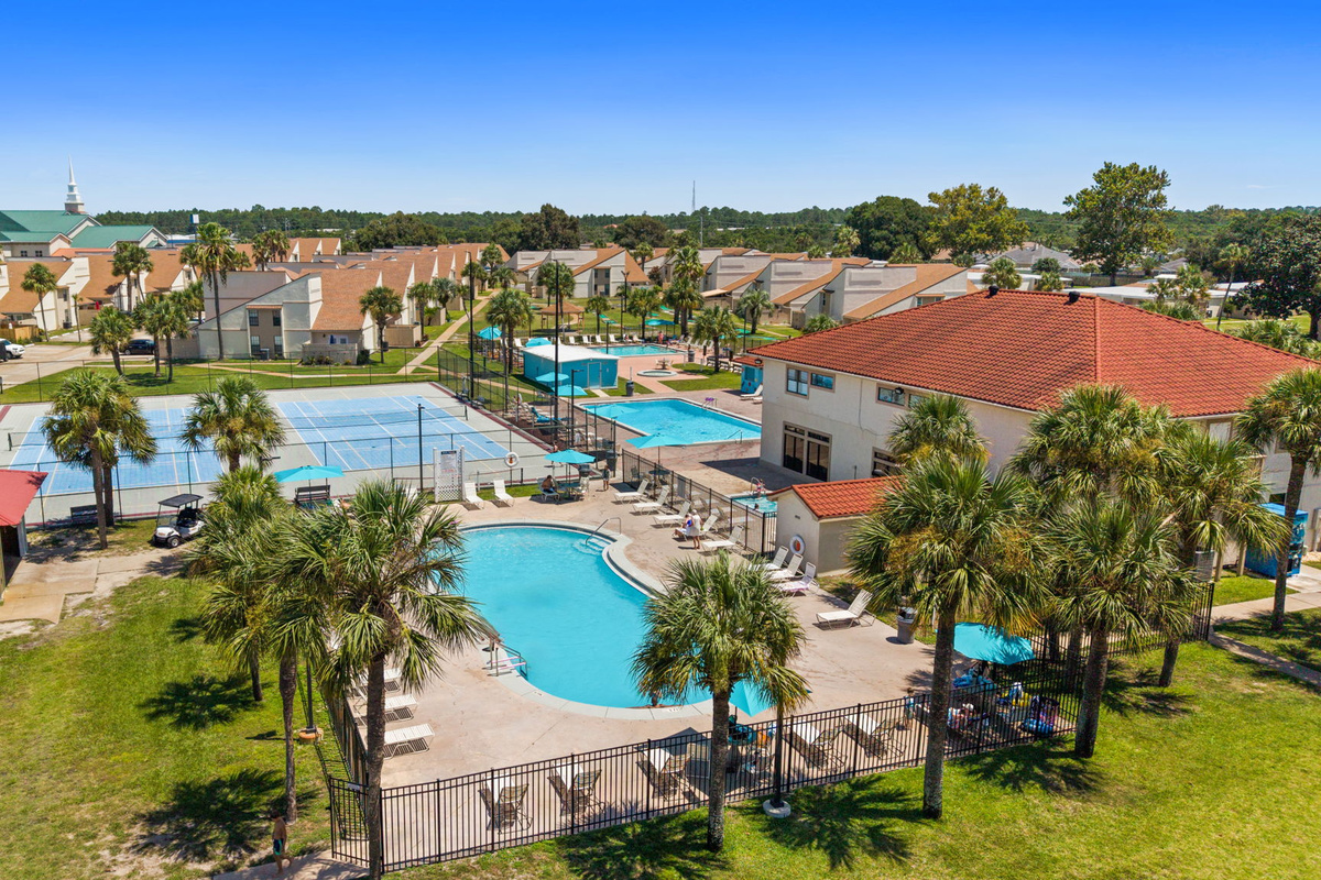 Aerial of Complex and Amenities